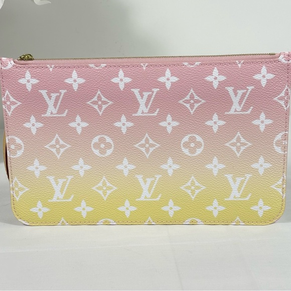 Louis Vuitton Neverfull Pochette By the Pool - Picture 3 of 10